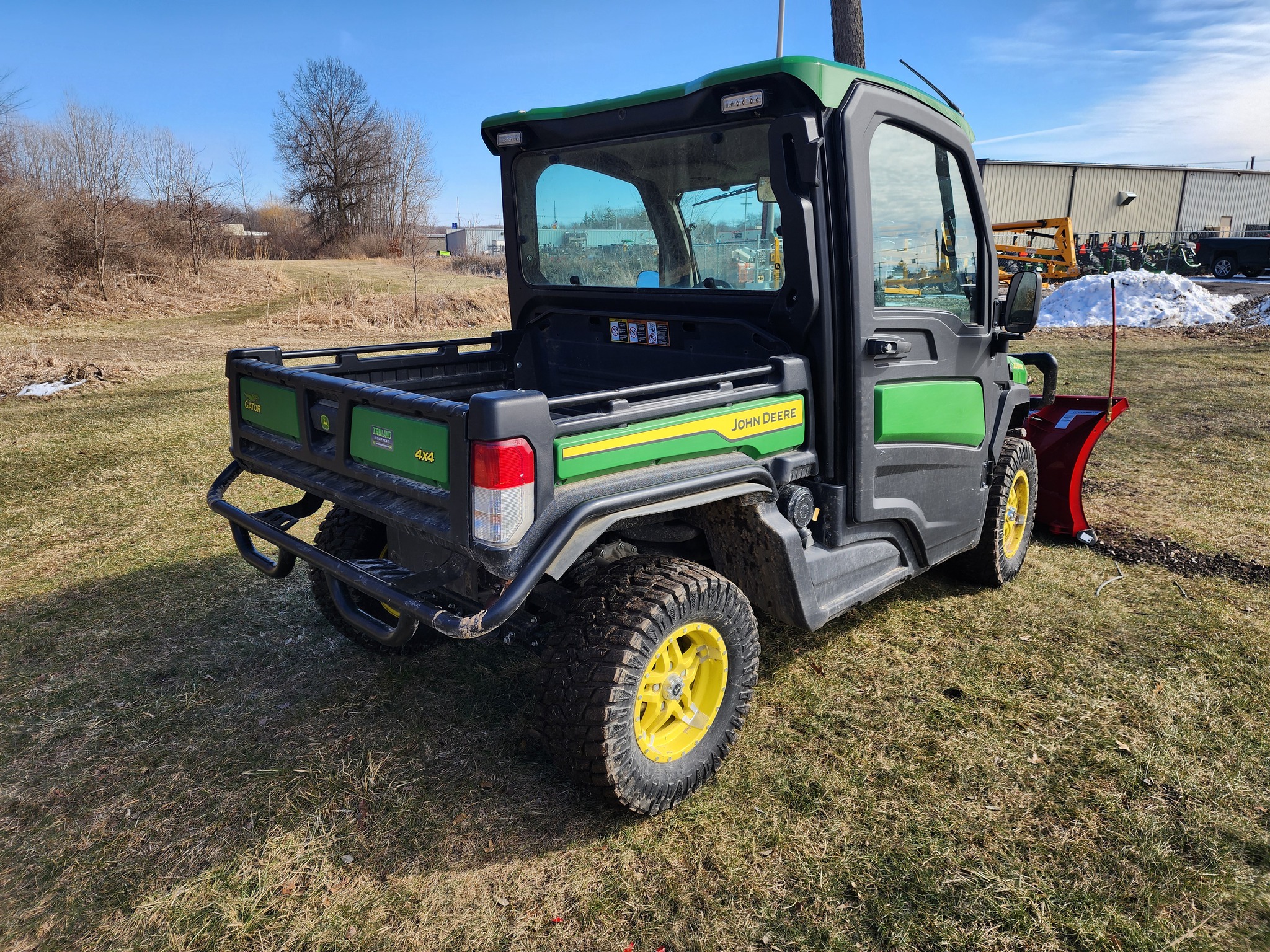 2024 John Deere XUV 835R Image 5