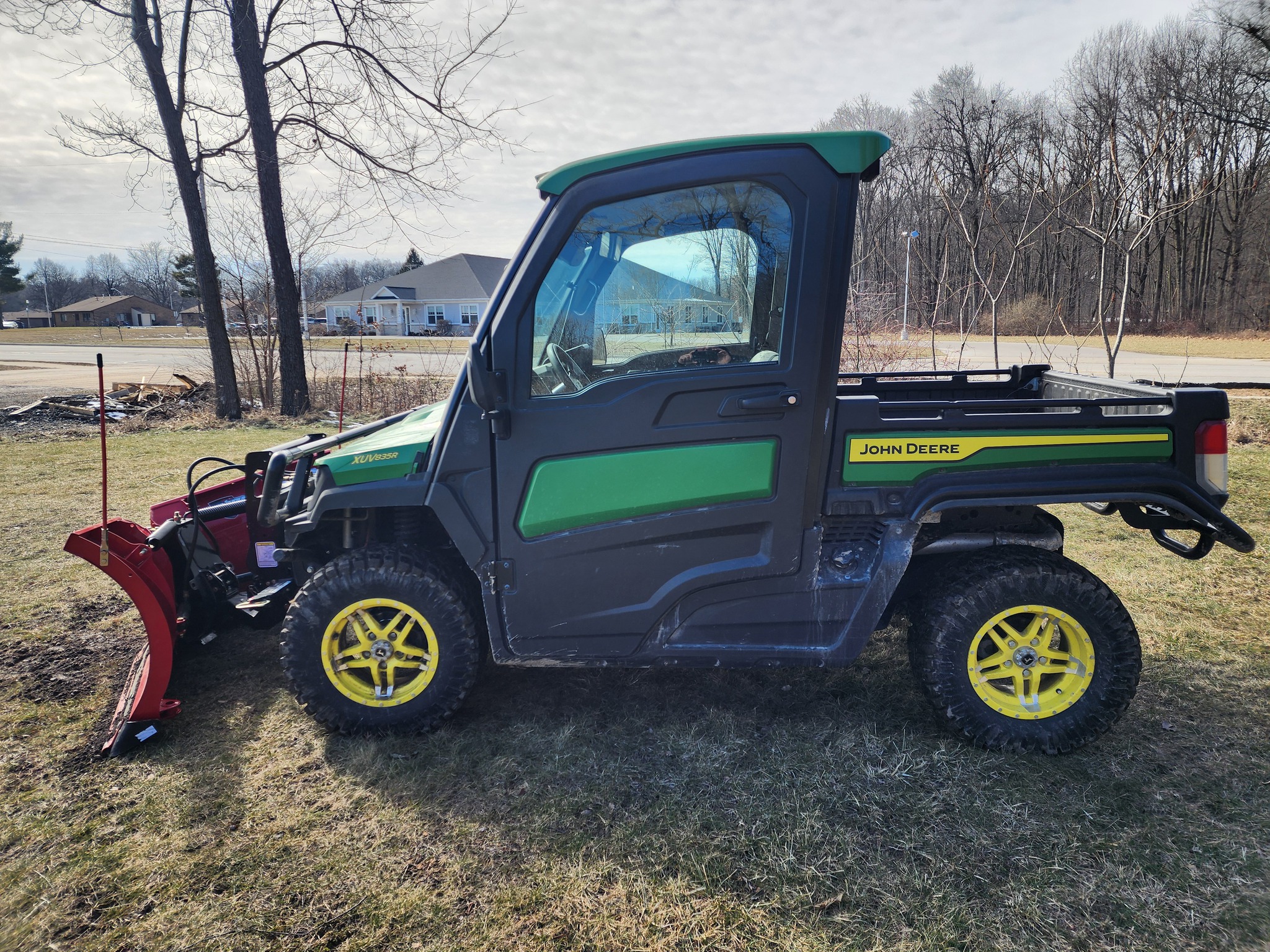 2024 John Deere XUV 835R Image 8