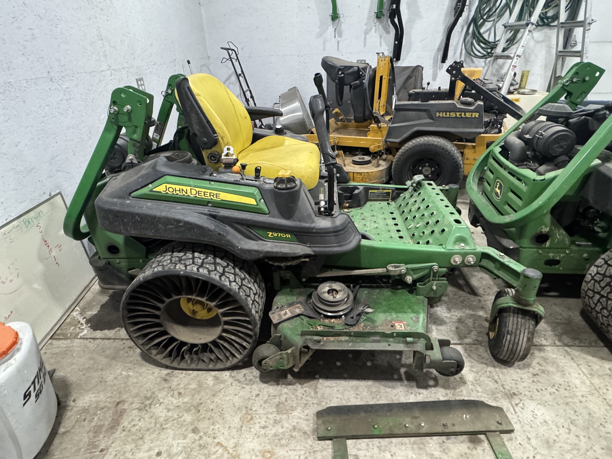 2020 John Deere Z970R Image 1