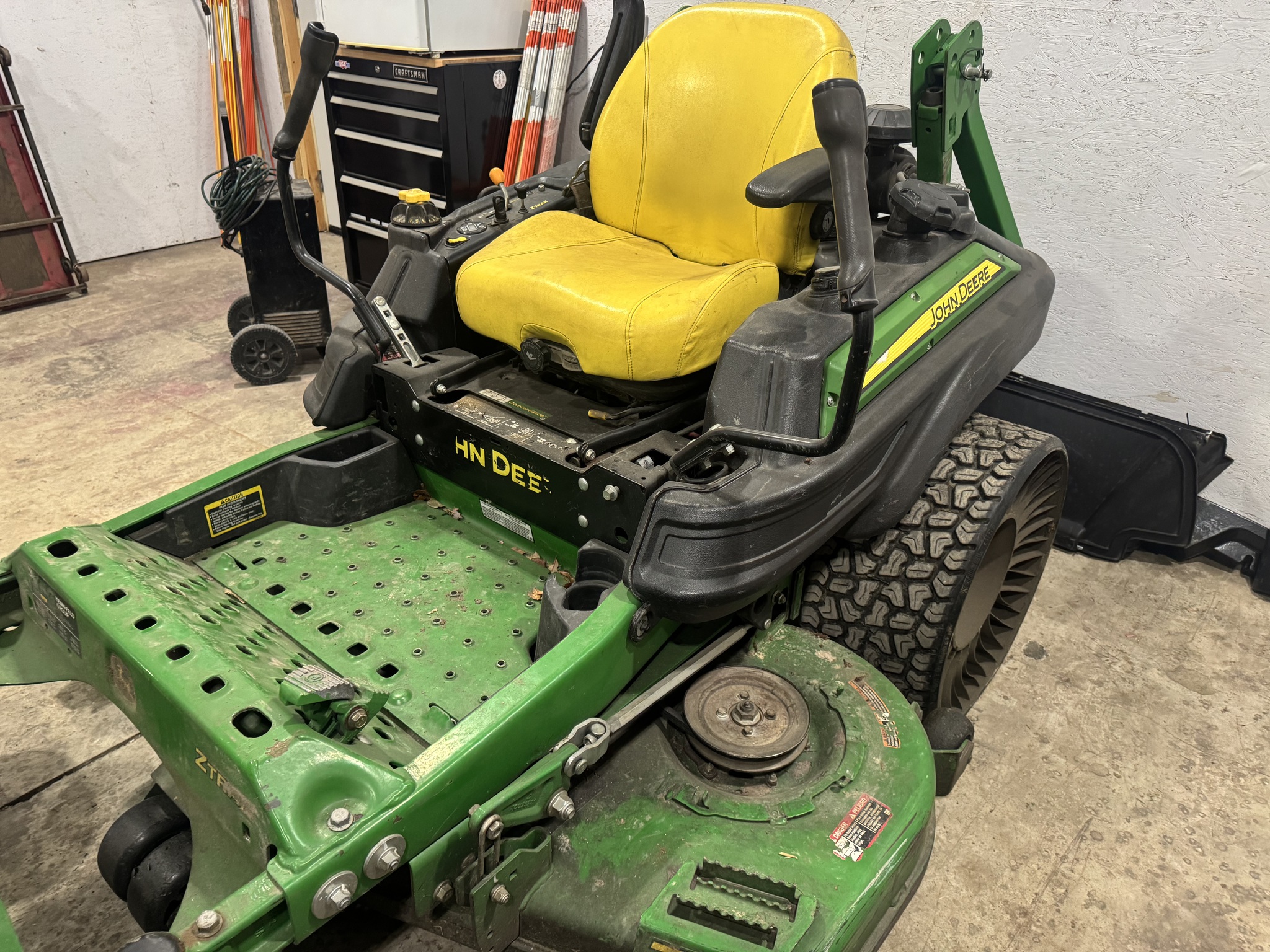2020 John Deere Z970R Image 3