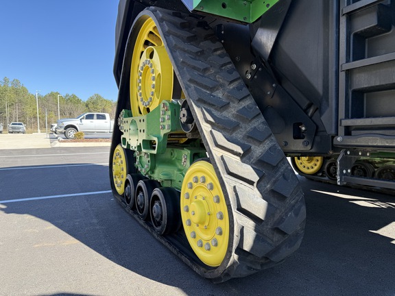 2023 John Deere 8RX 410