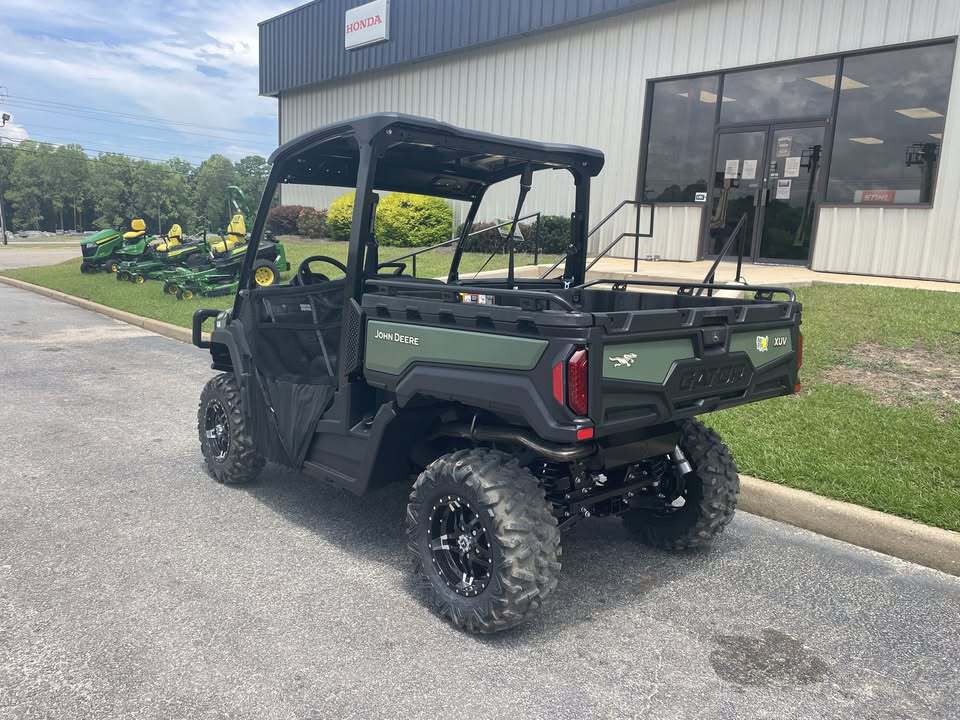 2025 John Deere XUV 845M Image 4