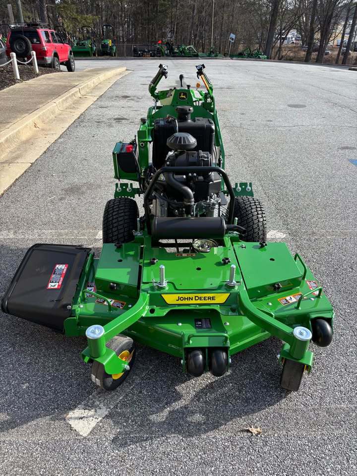 2026 John Deere W48R Commercial Walk Behind Mower Image 2