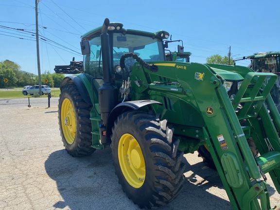 2017 John Deere 6155R
