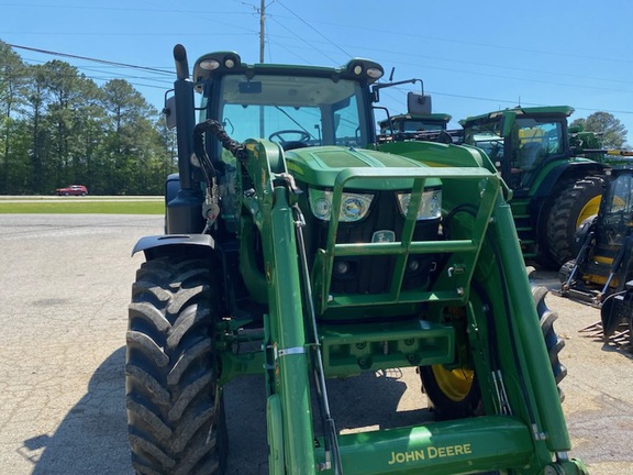 2017 John Deere 6155R