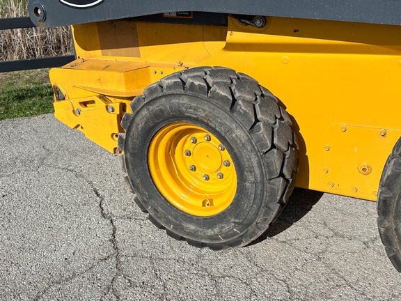 2023 John-Deere 324G
