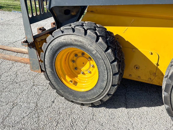 2023 John-Deere 324G