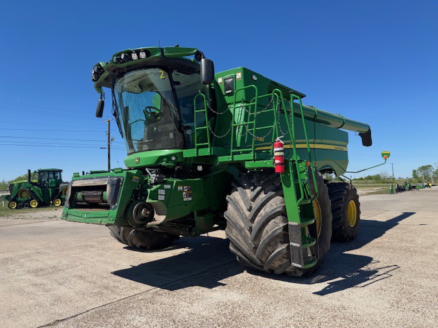 2024 John Deere S780 Image 5