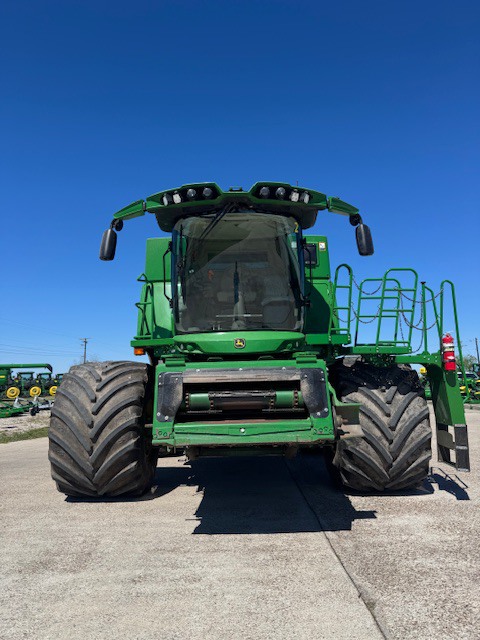 2024 John Deere S780 Image 4