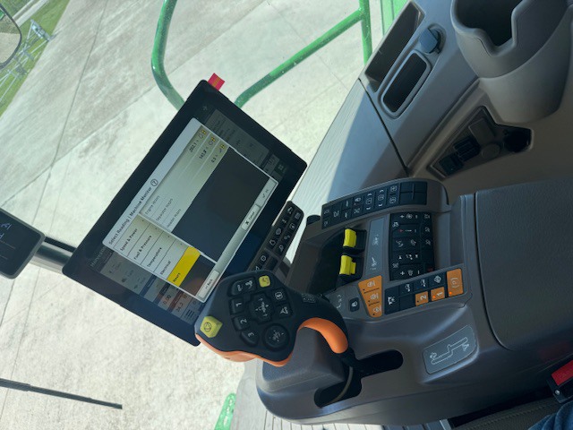 2024 John Deere S780 Image 18