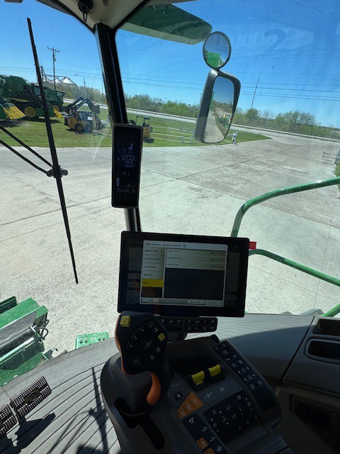 2024 John Deere S780 Image 19