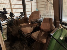 2008 John Deere 8330 Image 8