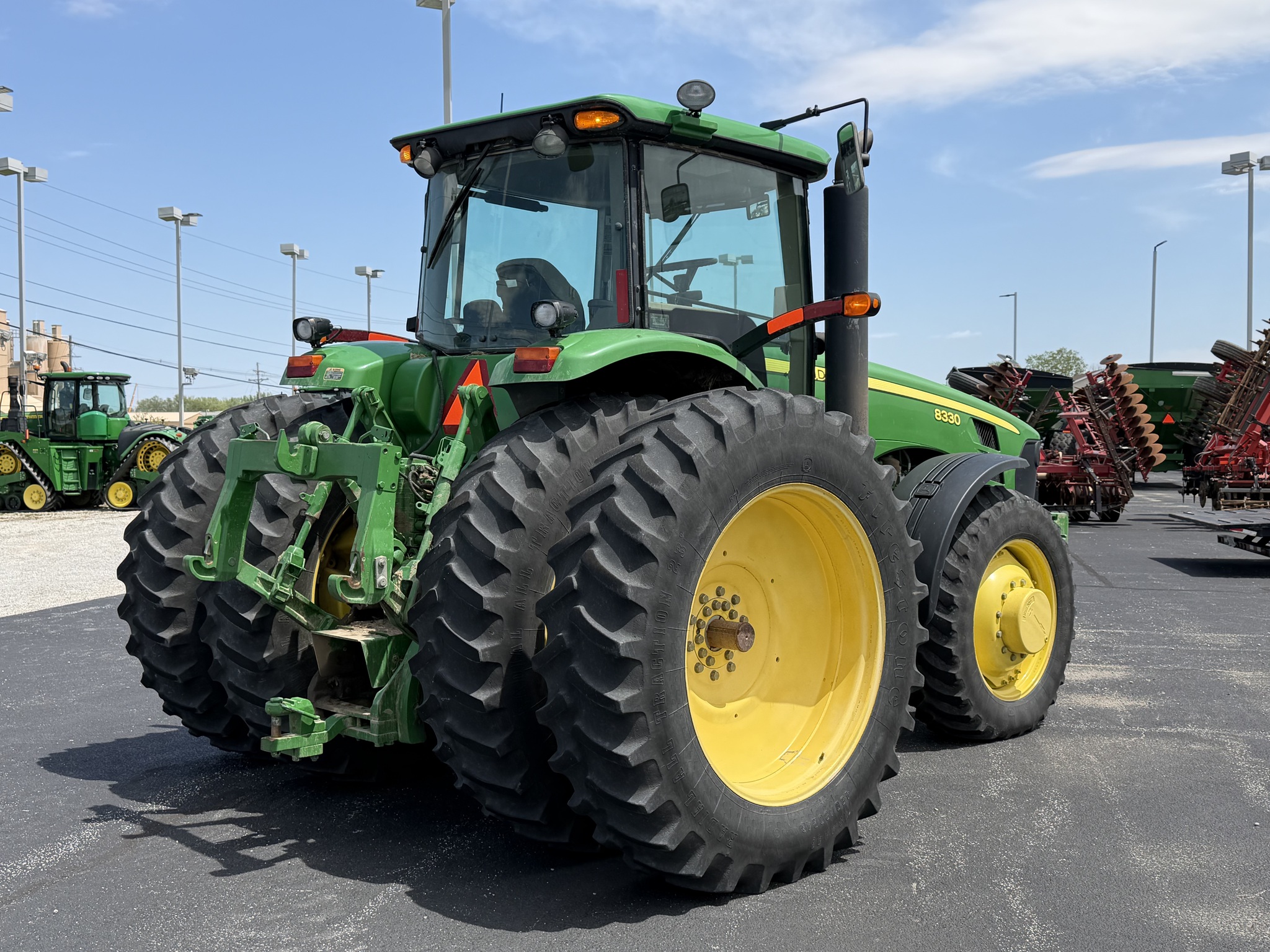 2008 John Deere 8330 Image 5