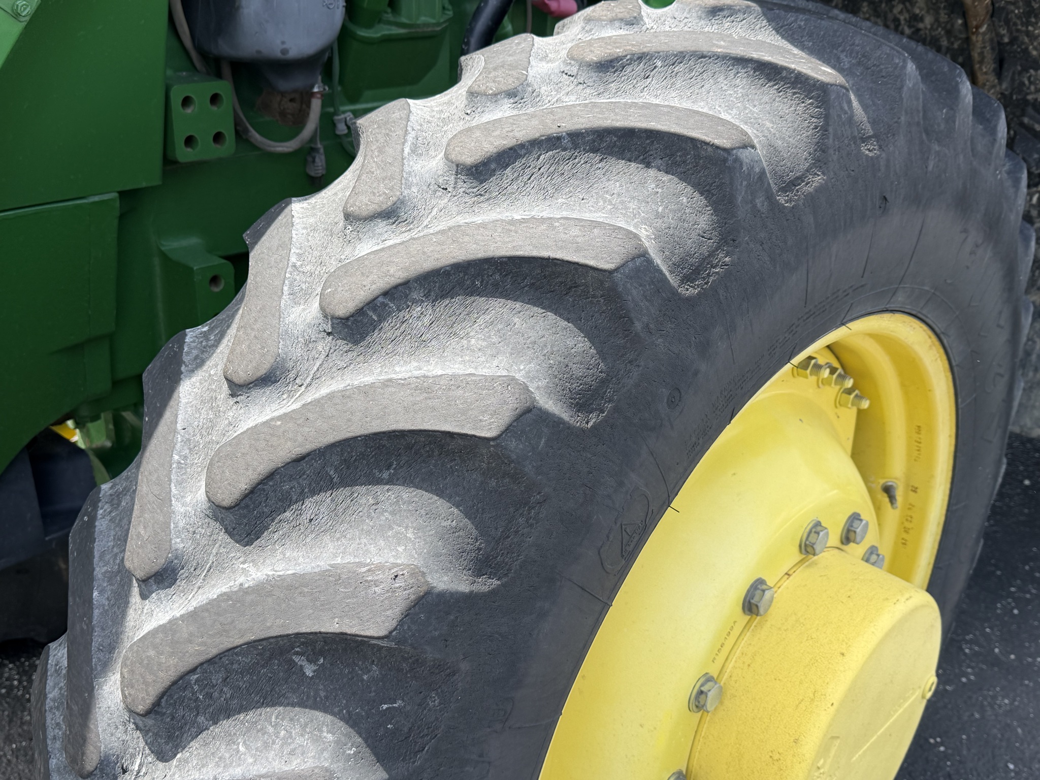 2008 John Deere 8330 Image 7