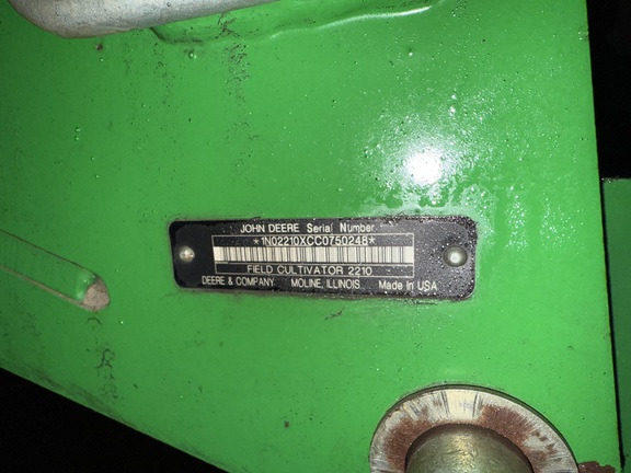 2013 John Deere 2210 - Photo5
