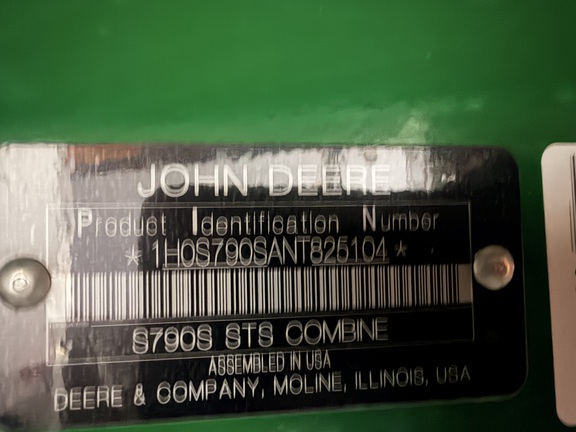 Photo of 2023 John Deere S790
