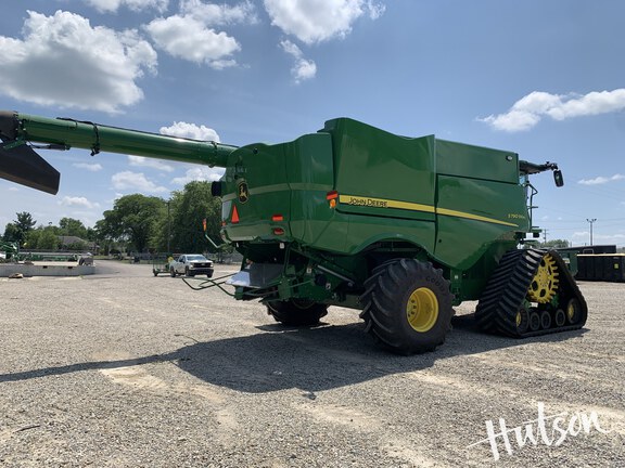 Photo of 2023 John Deere S790