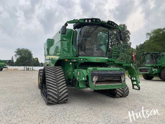 Photo of 2023 John Deere S790