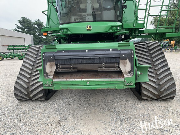 Photo of 2023 John Deere S790