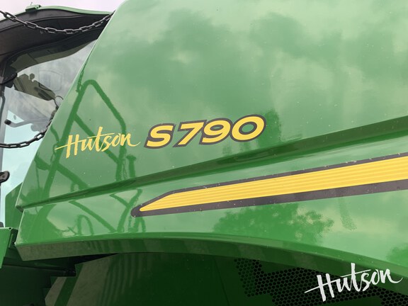 Photo of 2023 John Deere S790