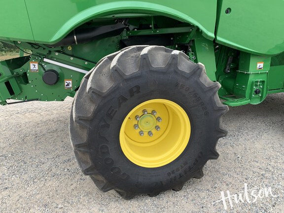 Photo of 2023 John Deere S790