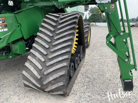 Photo of 2023 John Deere S790