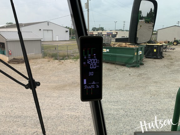 Photo of 2023 John Deere S790