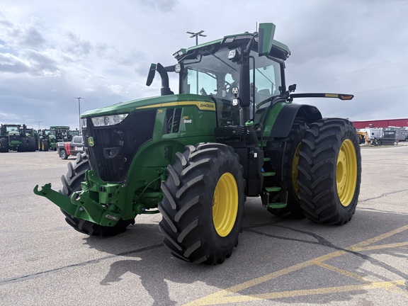 Photo of a 2025 John Deere 7R 290