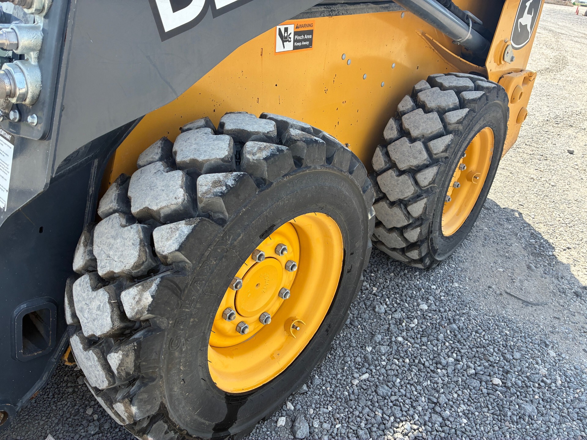 2023 John Deere 316GR Image 6