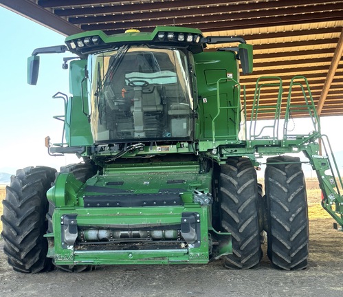 Photo of 2023 John Deere X9 1100