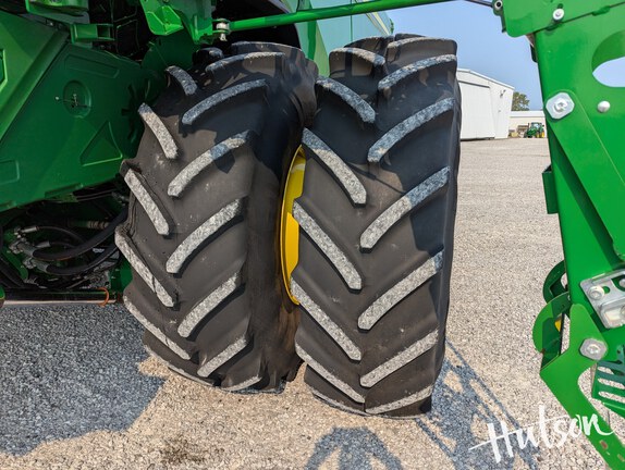 Photo of 2023 John Deere X9 1100