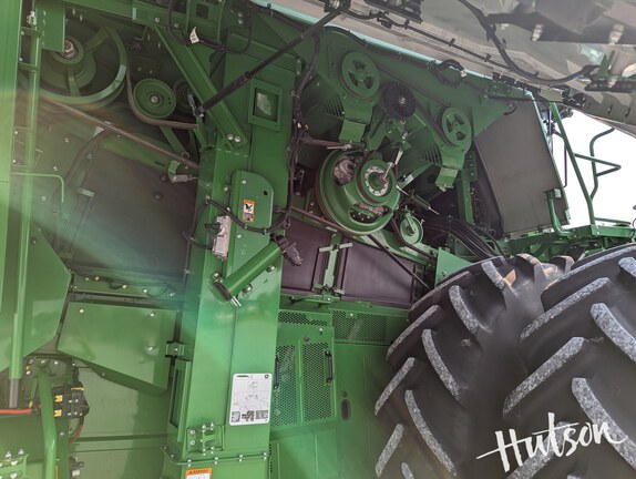Photo of 2023 John Deere X9 1100