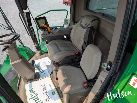 Photo of 2023 John Deere X9 1100