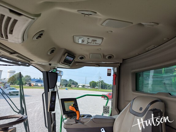 Photo of 2023 John Deere X9 1100