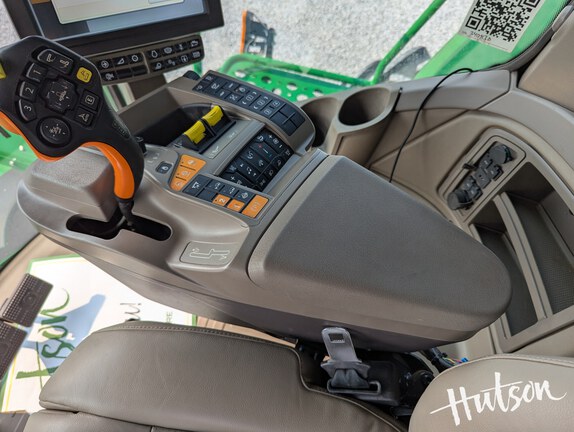 Photo of 2023 John Deere X9 1100