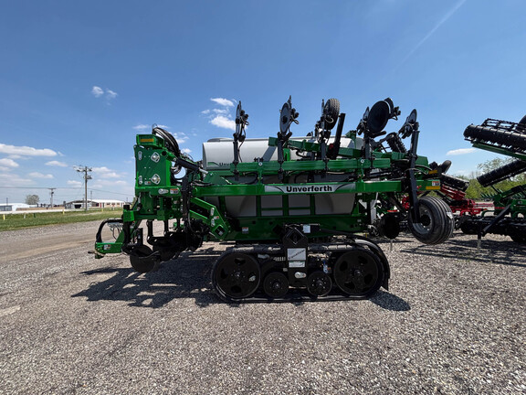 Used 2025 Unverferth 2600 Nutrient Application at Koenig Equipment in Knightstown, IN - Photo1