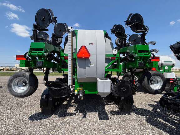 Used 2025 Unverferth 2600 Nutrient Application at Koenig Equipment in Knightstown, IN - Photo2