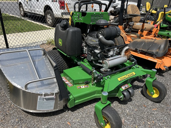 2023 John Deere 652M Photo 1