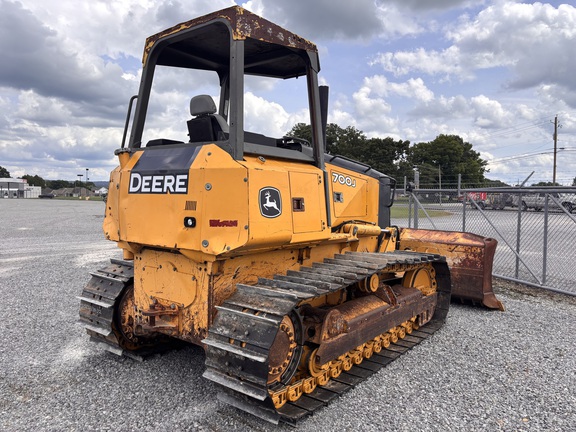 2007 John Deere 700J