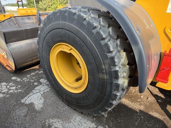 2024 John Deere 644 G