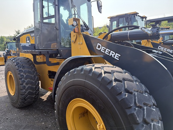 Photo of 2024 John Deere 644 G