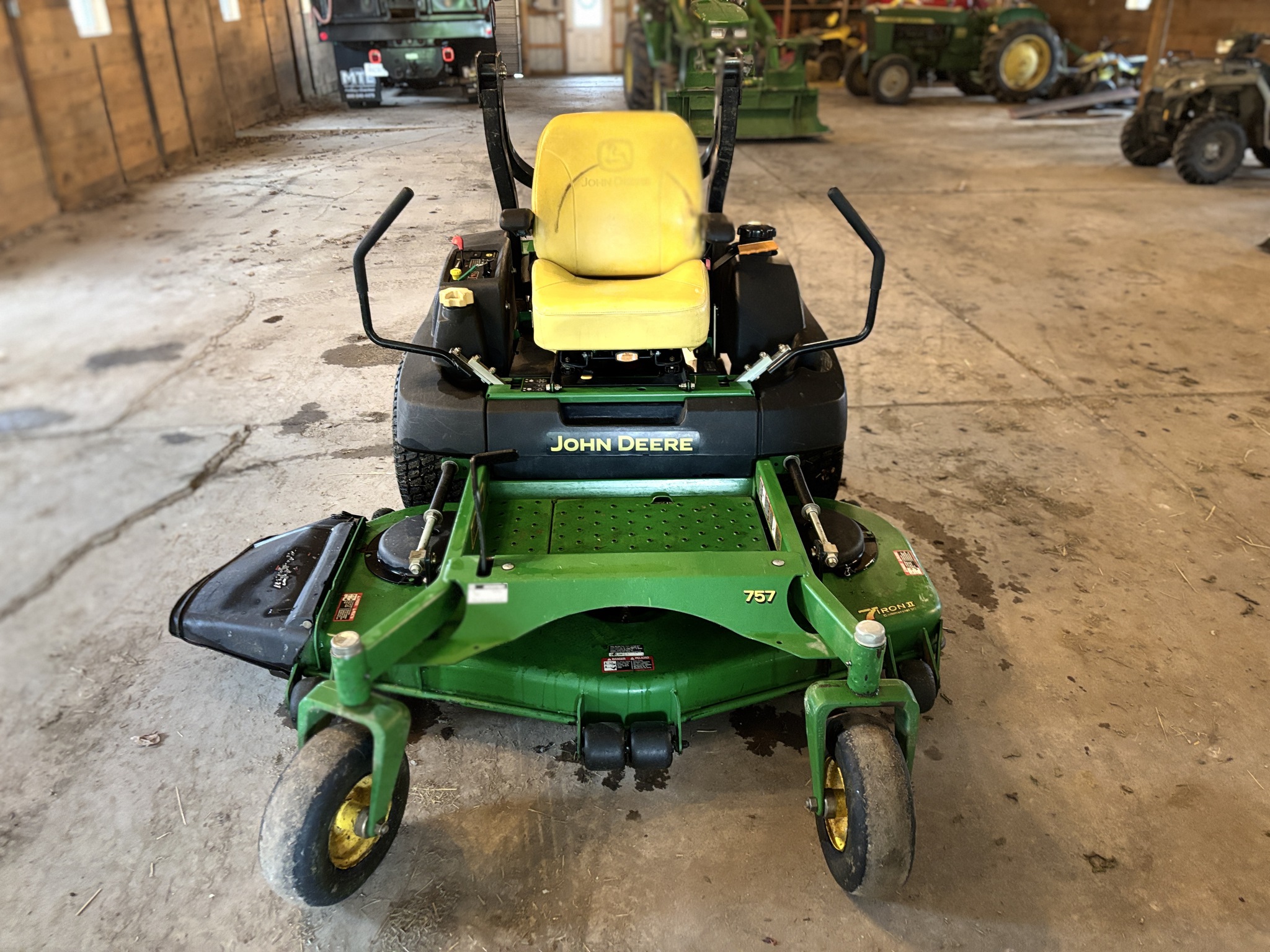 Used 2007 John Deere 757 Zero Turn Mowers at Koenig Equipment in Richmond, IN - PhotoXL4