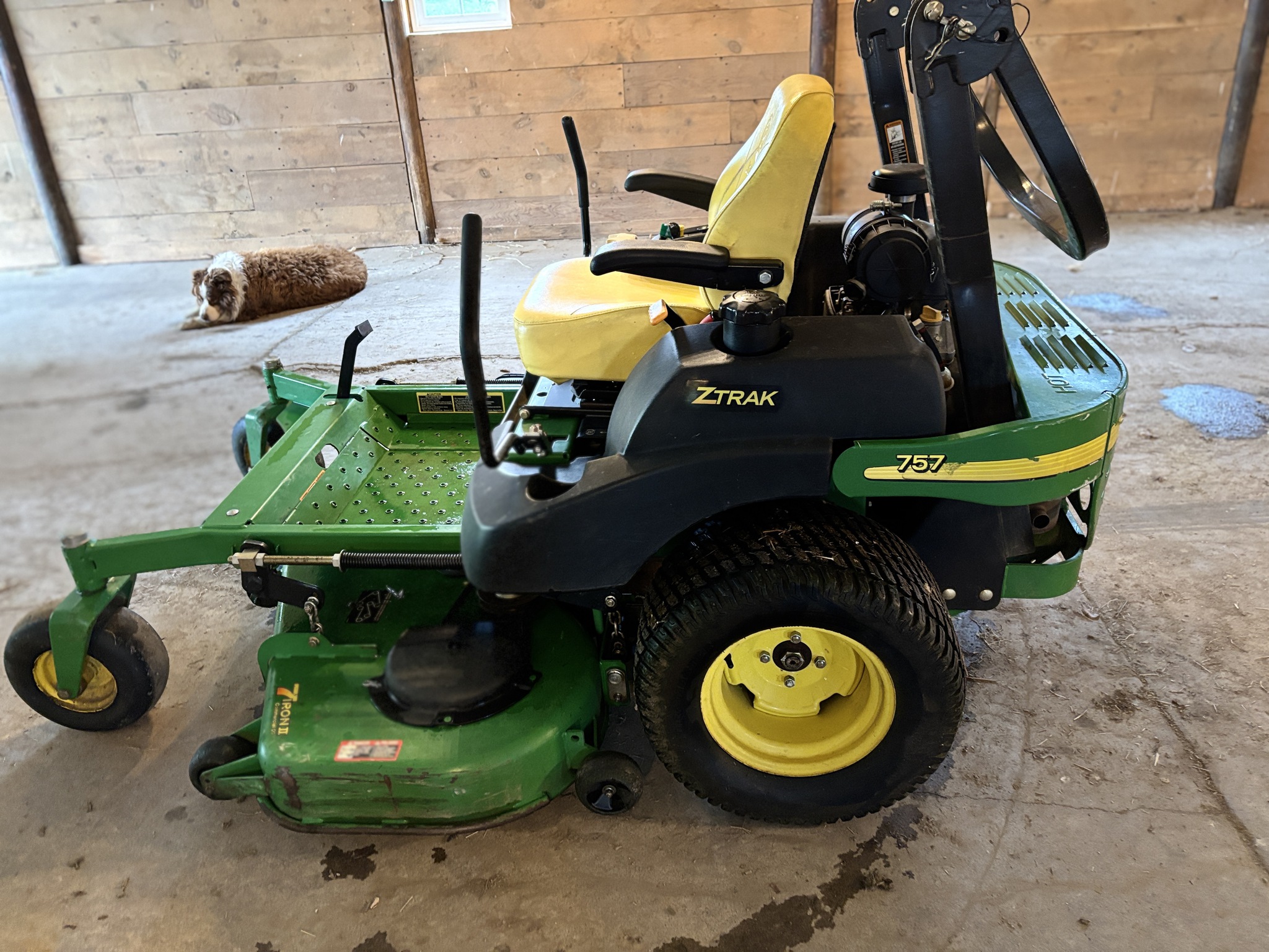 Used 2007 John Deere 757 Zero Turn Mowers at Koenig Equipment in Richmond, IN - PhotoXL5