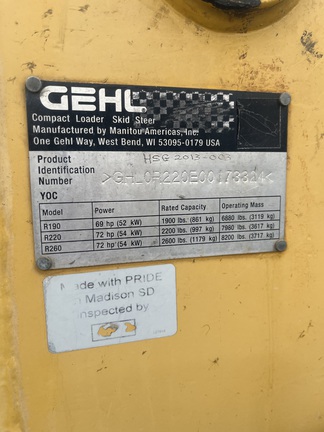 2015 Gehl R220