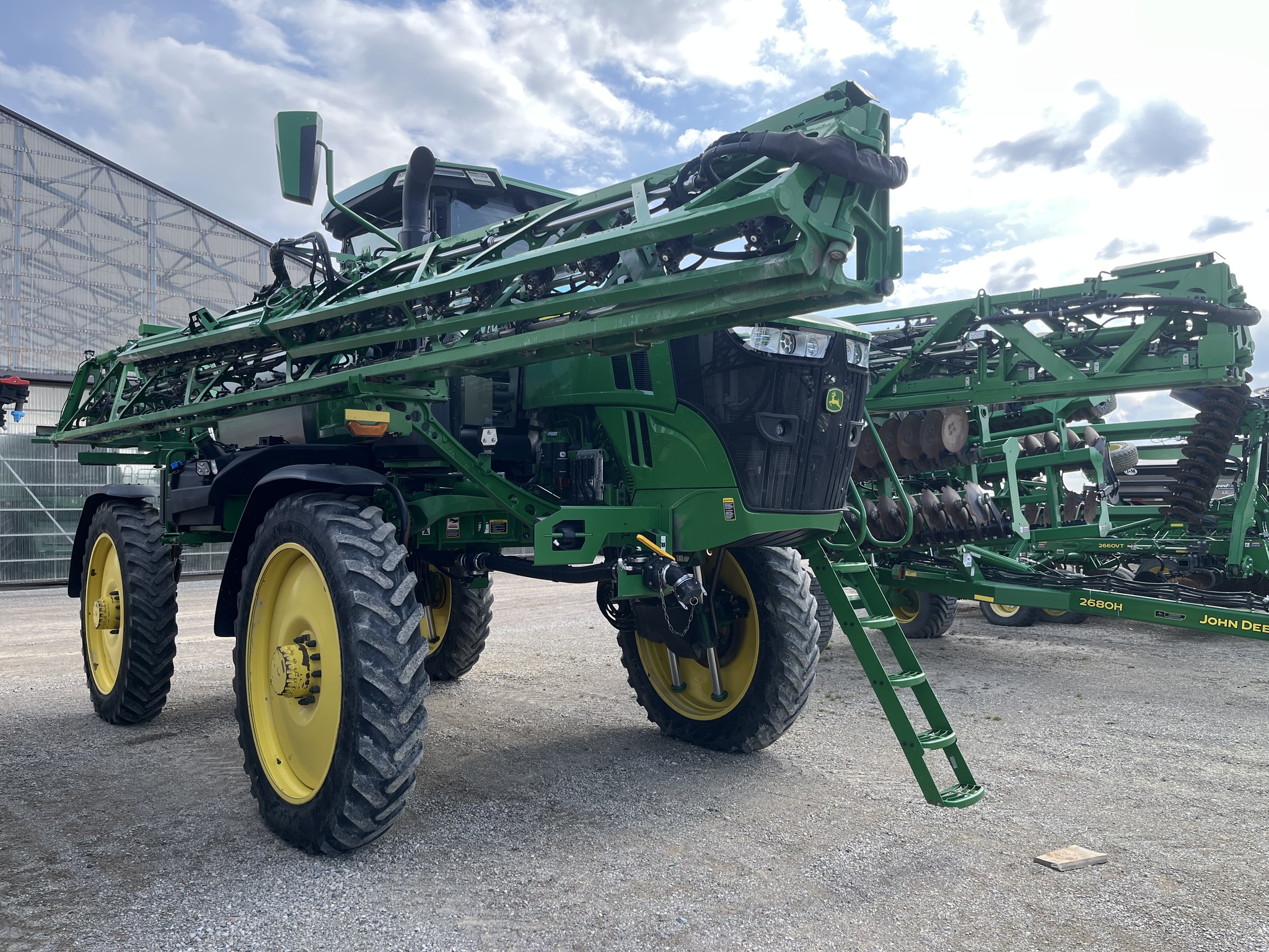2023 John Deere 412R Self-Propelled Sprayers