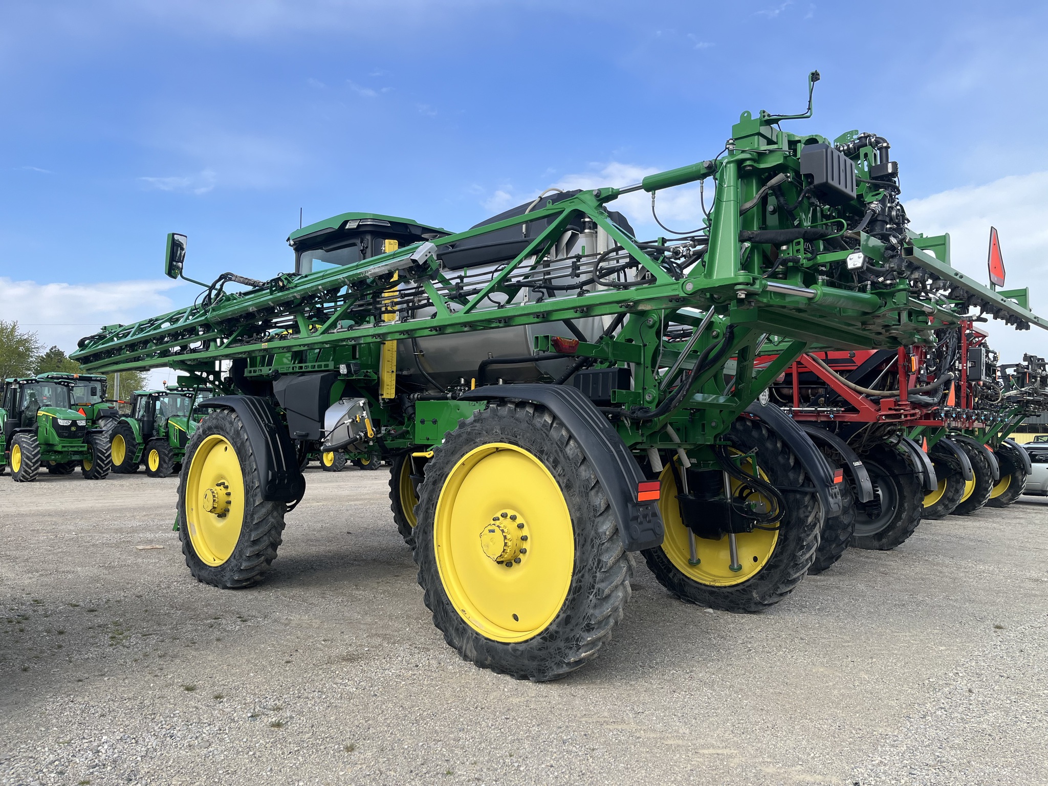 2023 John Deere 412R Self-Propelled Sprayers
