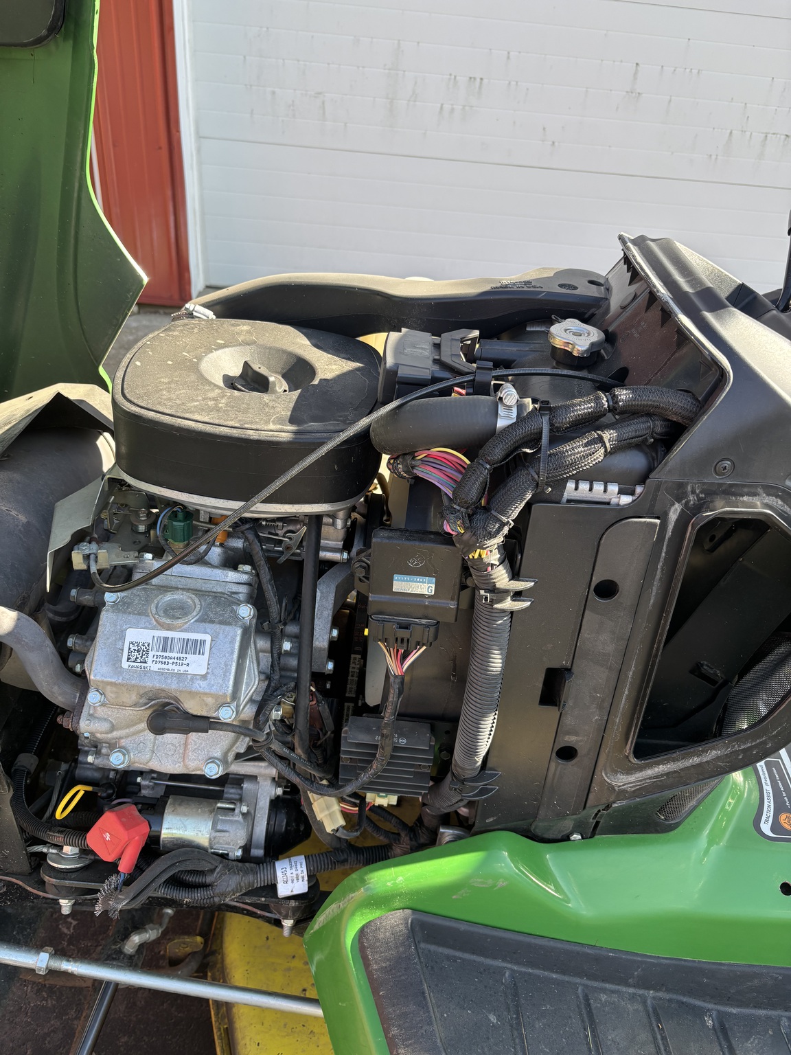 John Deere X739 Image 5