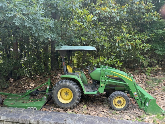 2000 John Deere 4300