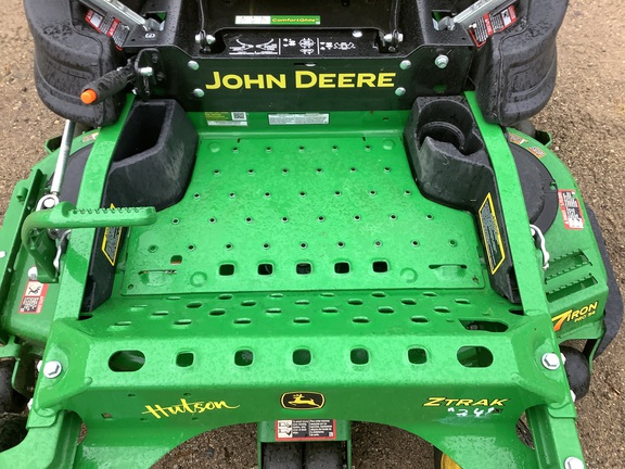 Photo of 2024 John Deere Z920M