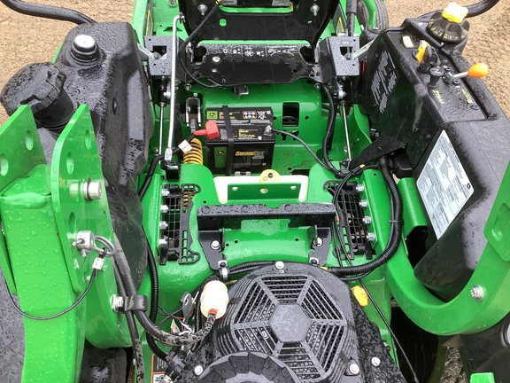 Photo of 2024 John Deere Z920M